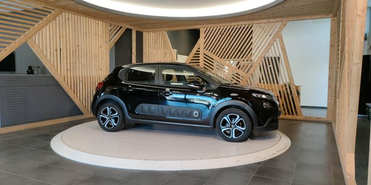 Citroen C3 1.2 puretech Shine s&s 83cv neopatentati my18