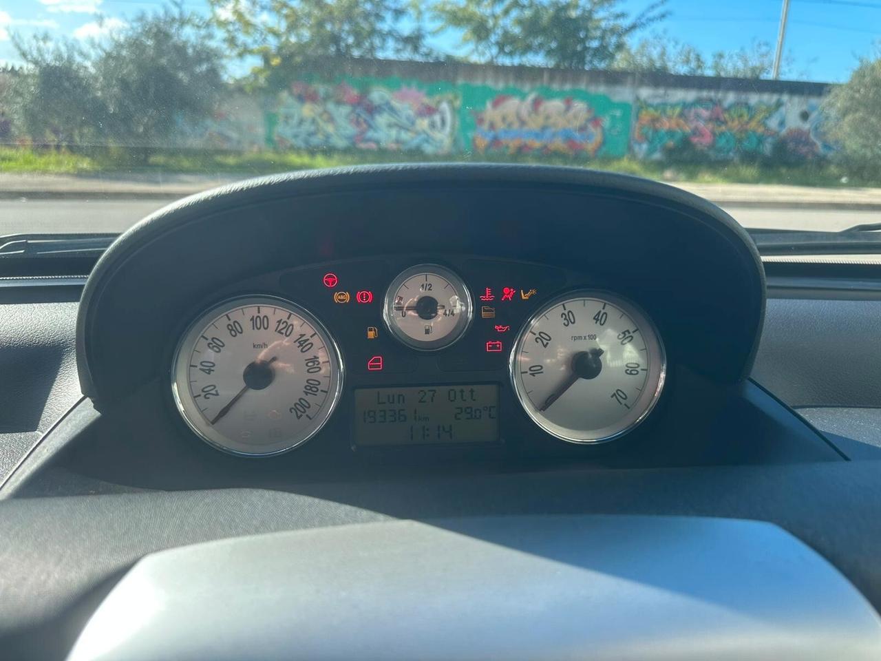 Lancia Ypsilon 1.3 MJT 75 CV Elle