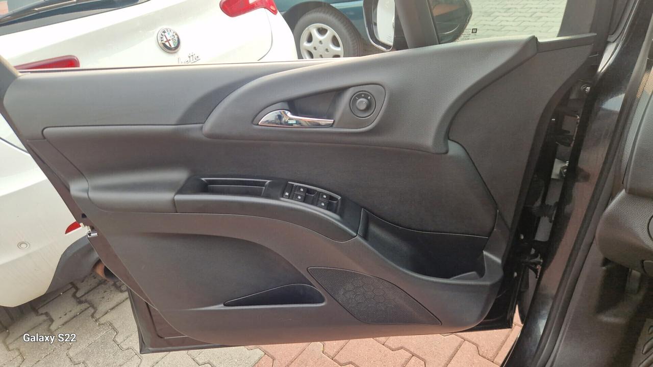 Opel Meriva 1.6 CDTI 110CV Cosmo garanzia 12 mesi