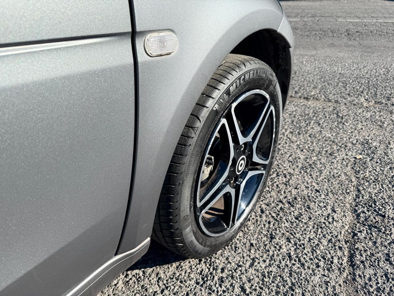 Smart ForTwo EQ Racingrey (22kW) 23.000KM