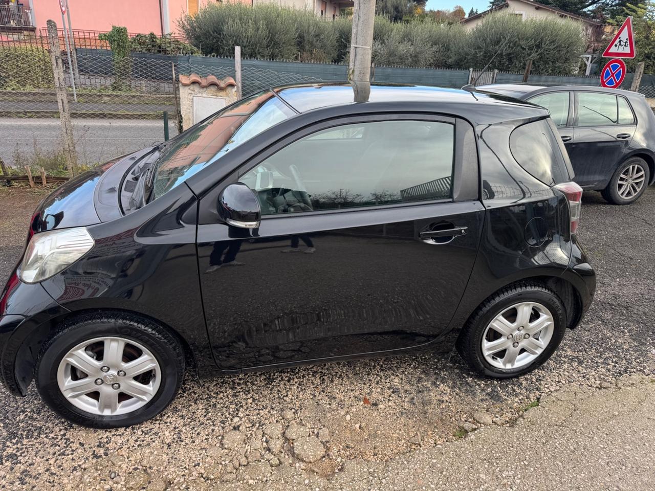 Toyota iQ 1.0 MULTIDRIVE VERSIONE LANCIO NEOPATENTATI