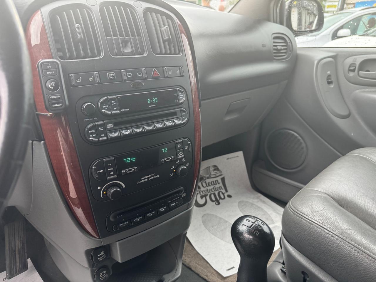 Chrysler Voyager 2.5 CRD cat LX 7posti GARANZIA