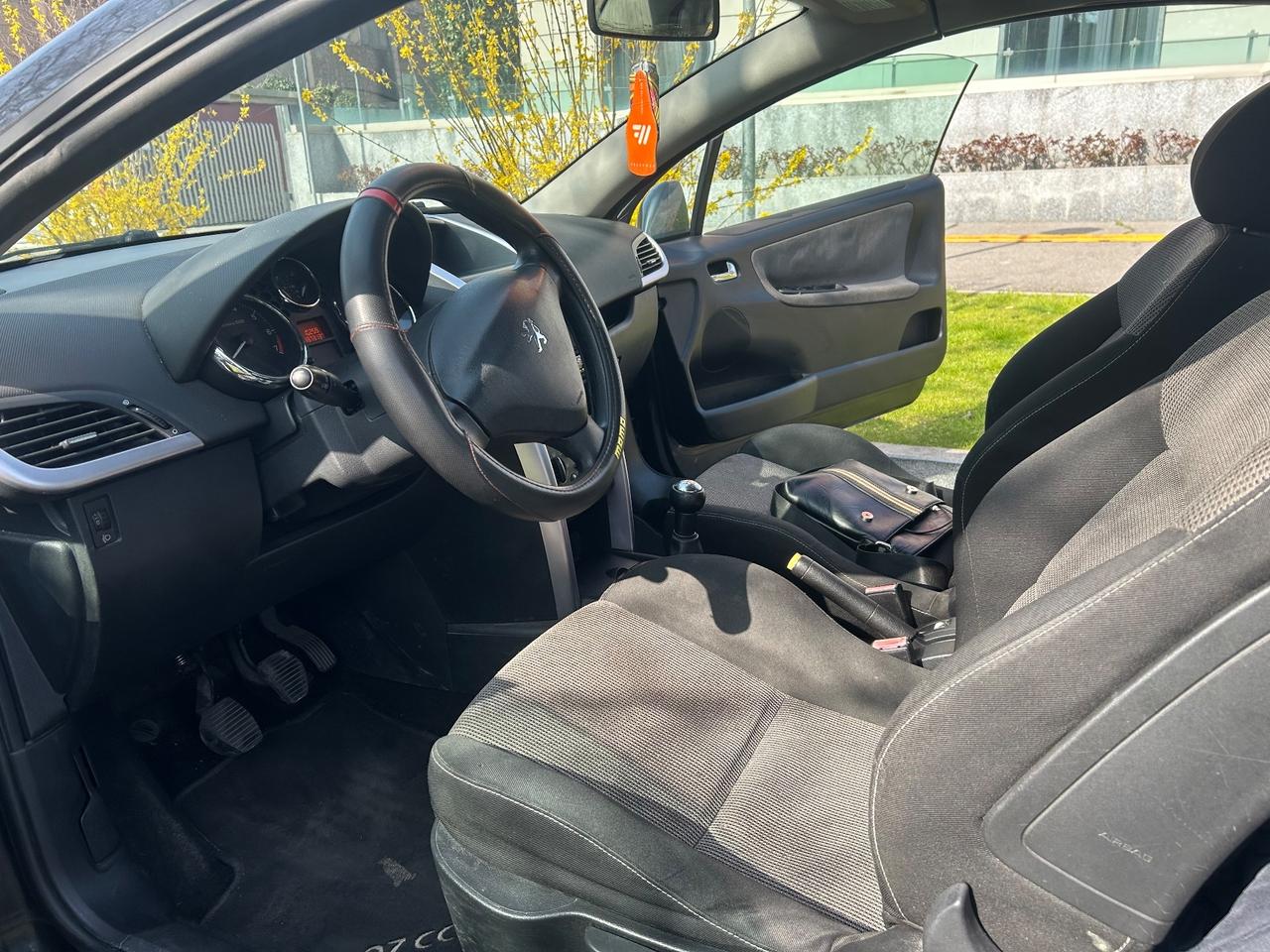 Peugeot 207 1.6 VTi 120CV 3p. XS