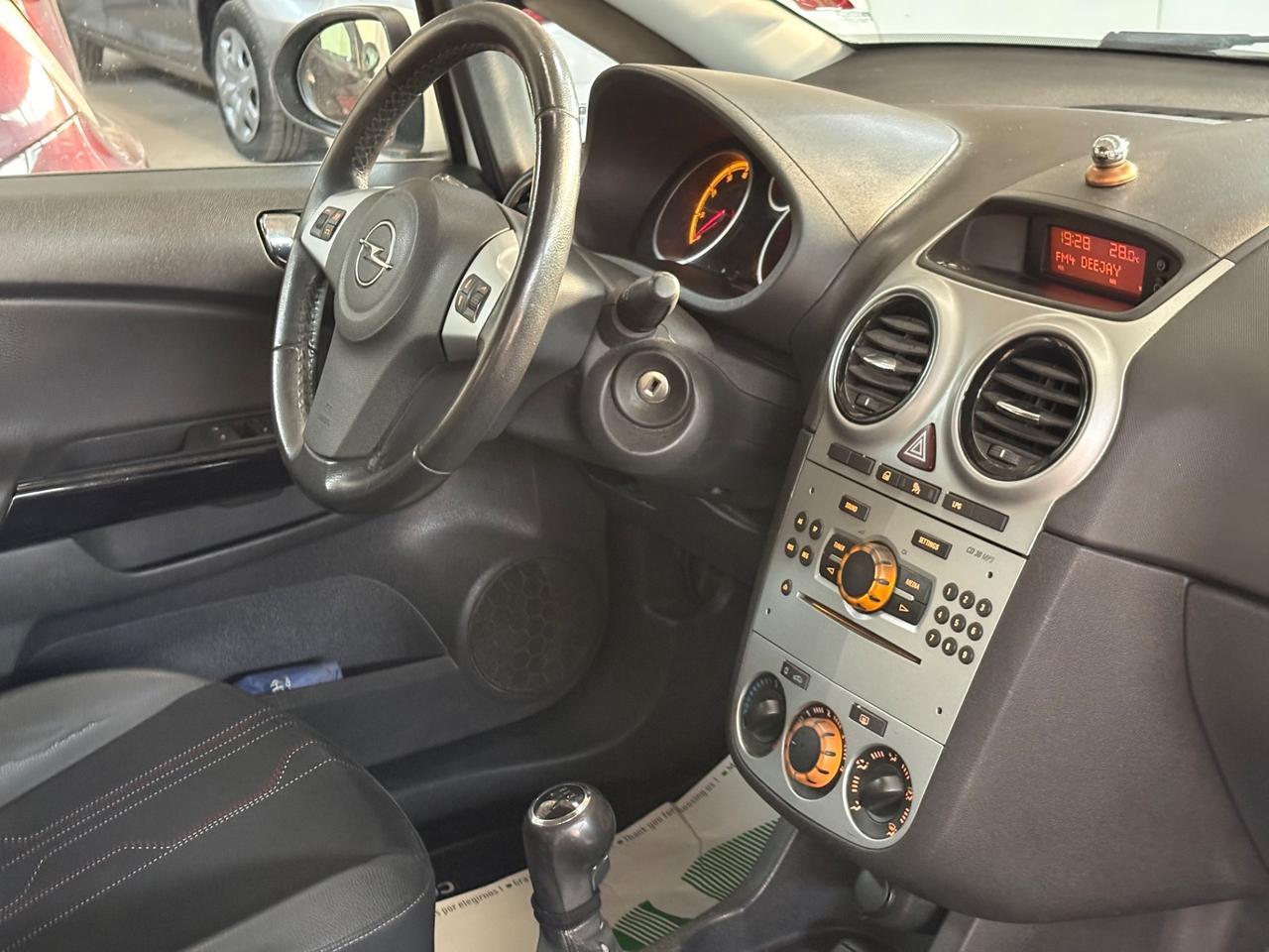 Opel Corsa 1.2 85CV 5 porte GPL-TECH Edition