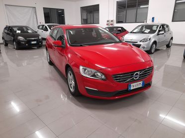 Volvo V60 D2 Geartronic Kinetic