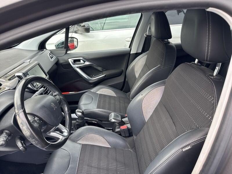 Peugeot 2008 2008 1.6 bluehdi Black Matt 100cv