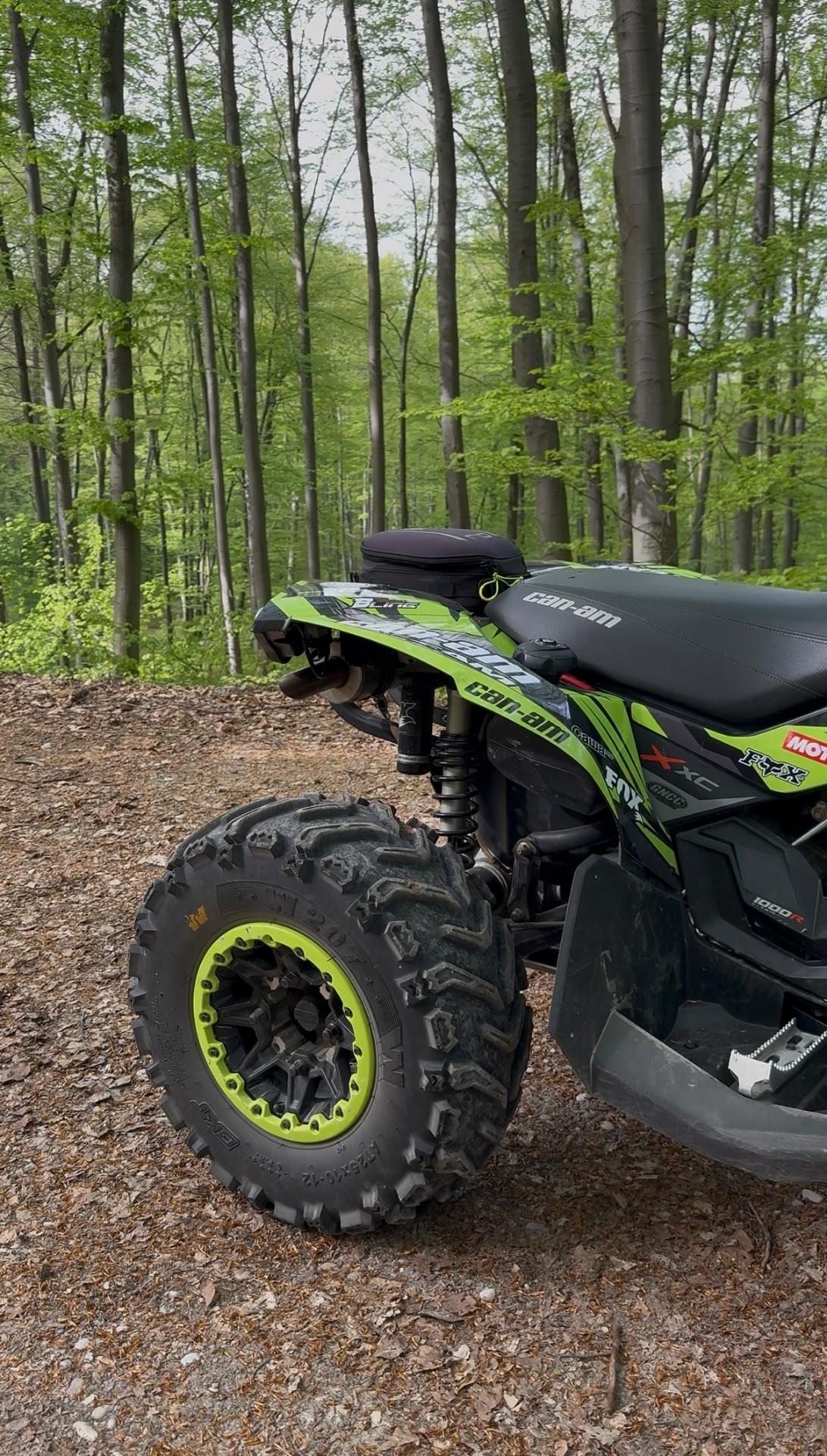 Can Am RENEGADE 1000R XXC TRIPLE BLACK