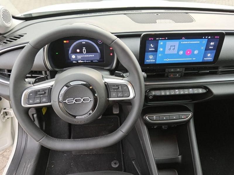 FIAT 600 1.2 Hybrid 110cv Pop
