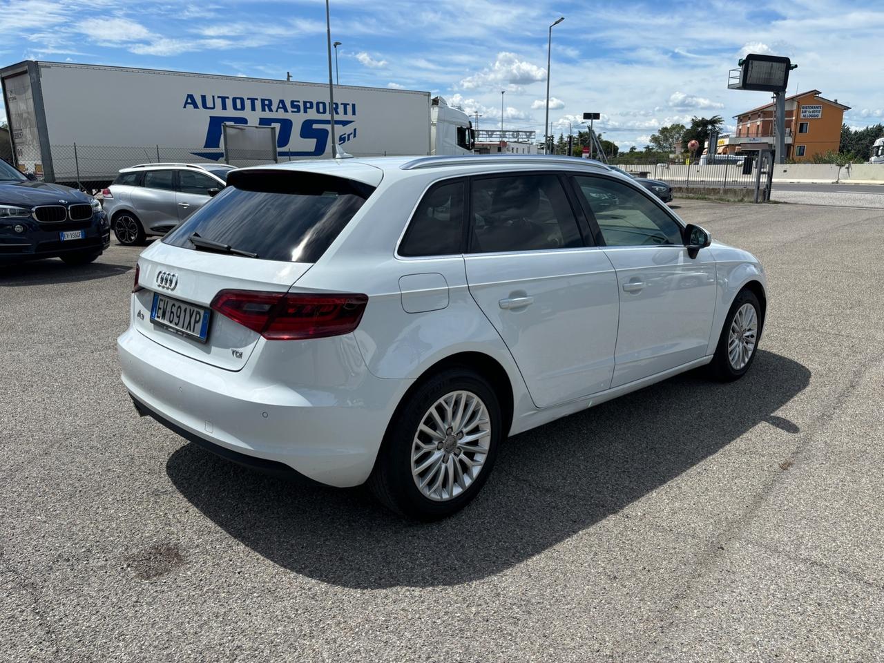 Audi A3 1.6 TDI clean diesel S tronic Ambition - 2014