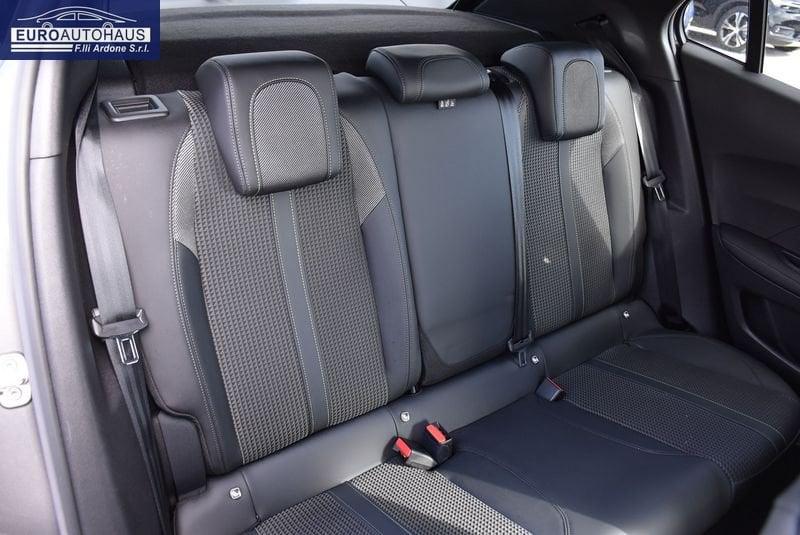 Peugeot 2008 PureTech 130 EAT8 GT Line S&S aut.