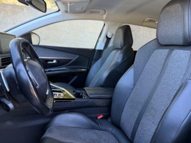 PEUGEOT 3008 BlueHDi 130 S&S Allure