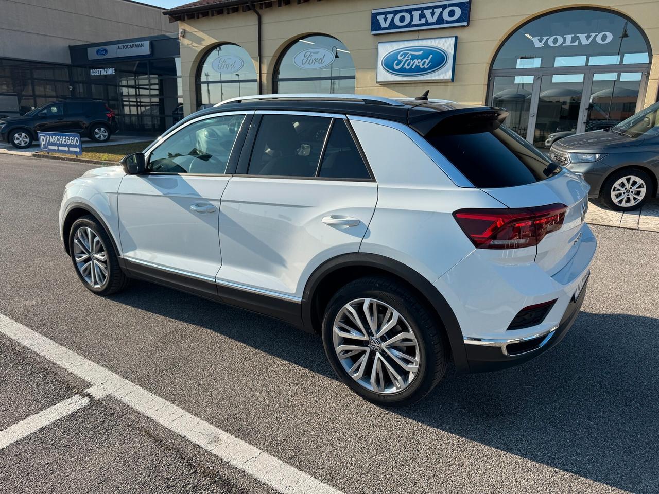 Volkswagen T-Roc 2.0TDI 150CV DSG 4x4 Adv. BlueM. Tech.