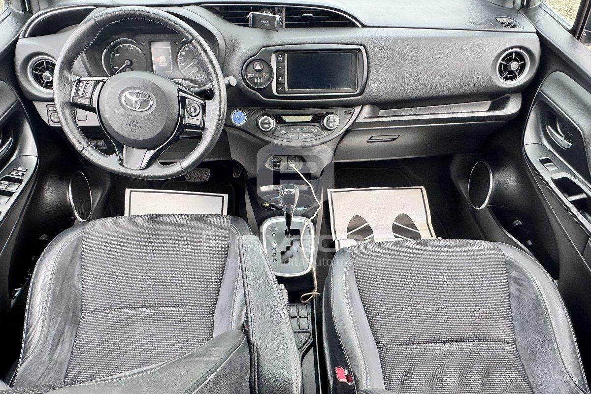 TOYOTA Yaris 1.5 Hybrid 5 porte Trend "White Edition"