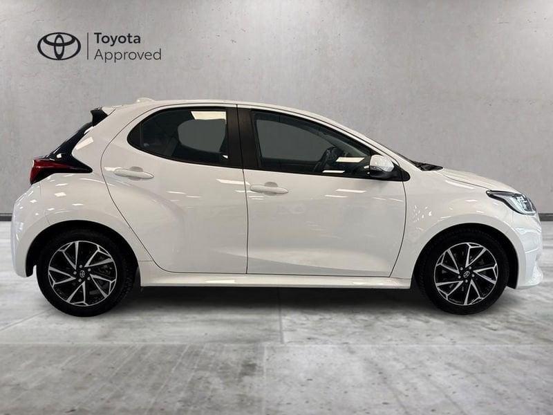 Toyota Yaris Hybrid Trend MY22