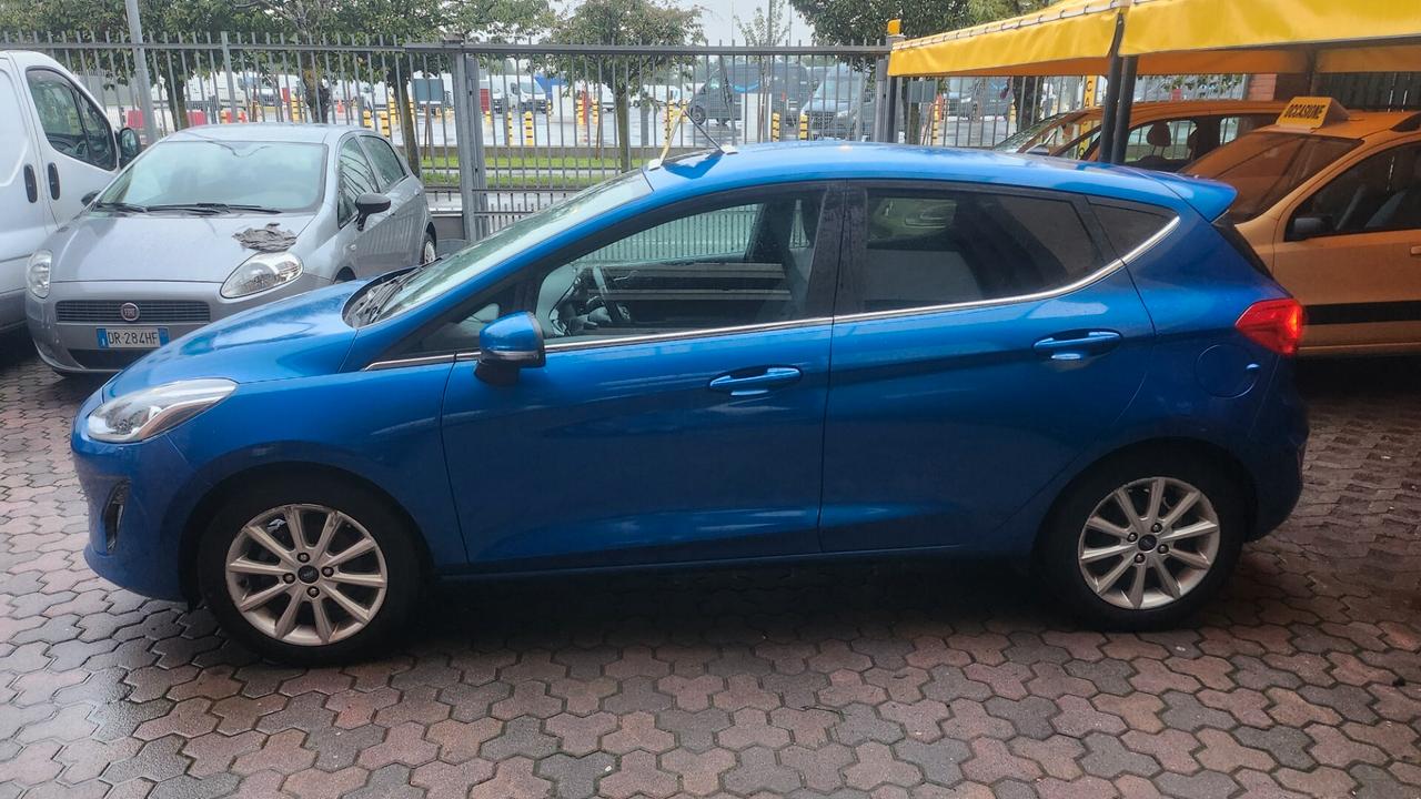 Ford Fiesta 1.1 75 CV GPL 5 p. MOTORE DANNEGGIATO