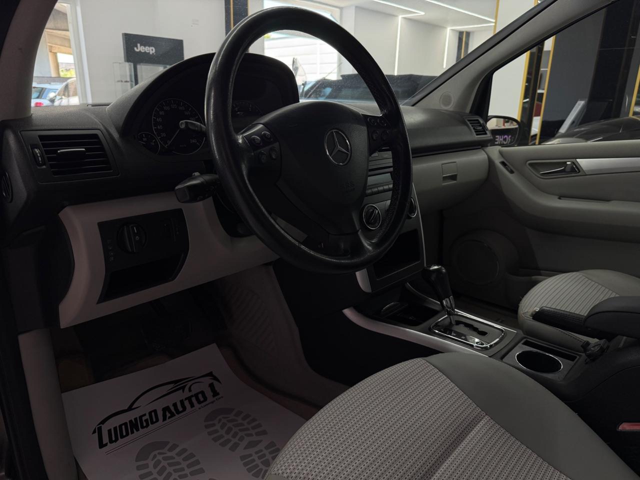 Mercedes-benz Classe A 180D AVANTGARDE Aut.