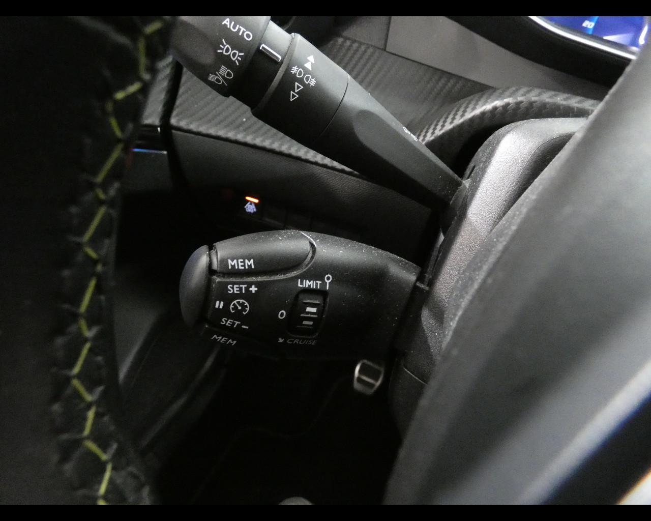 PEUGEOT 2008 2ª serie - 2008 BlueHDi 110 S&S GT