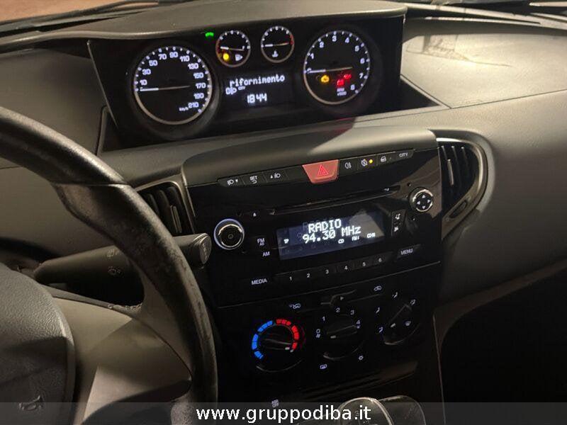 Lancia Ypsilon III 2011 Benzina 1.2 8v silver s&s 69cv