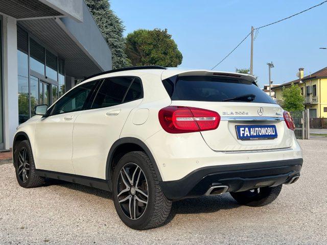 MERCEDES-BENZ GLA 200 d Automatic 4Matic Sport Enduro TETTO PANORAMICO