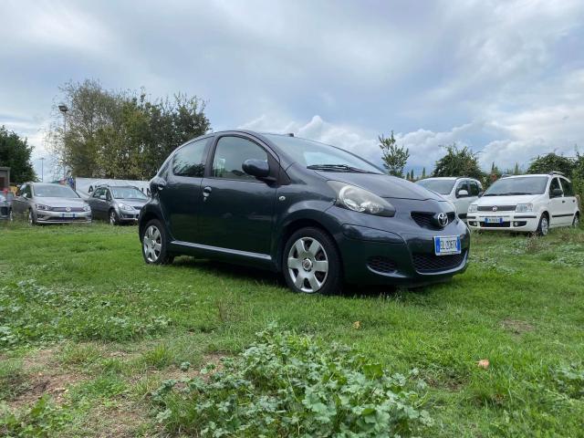 Toyota Aygo 5p * AUTOMATICA * Euro 5 1.0 Sol Connect
