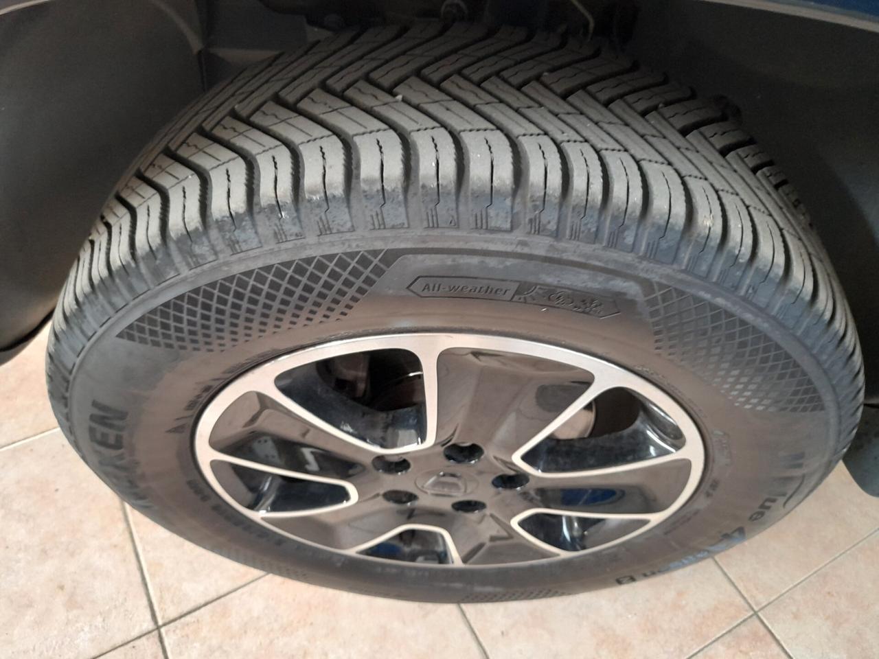 Dacia Duster 1.2 TCe 125CV S&S 4x2 Serie Limitata Black Shadow
