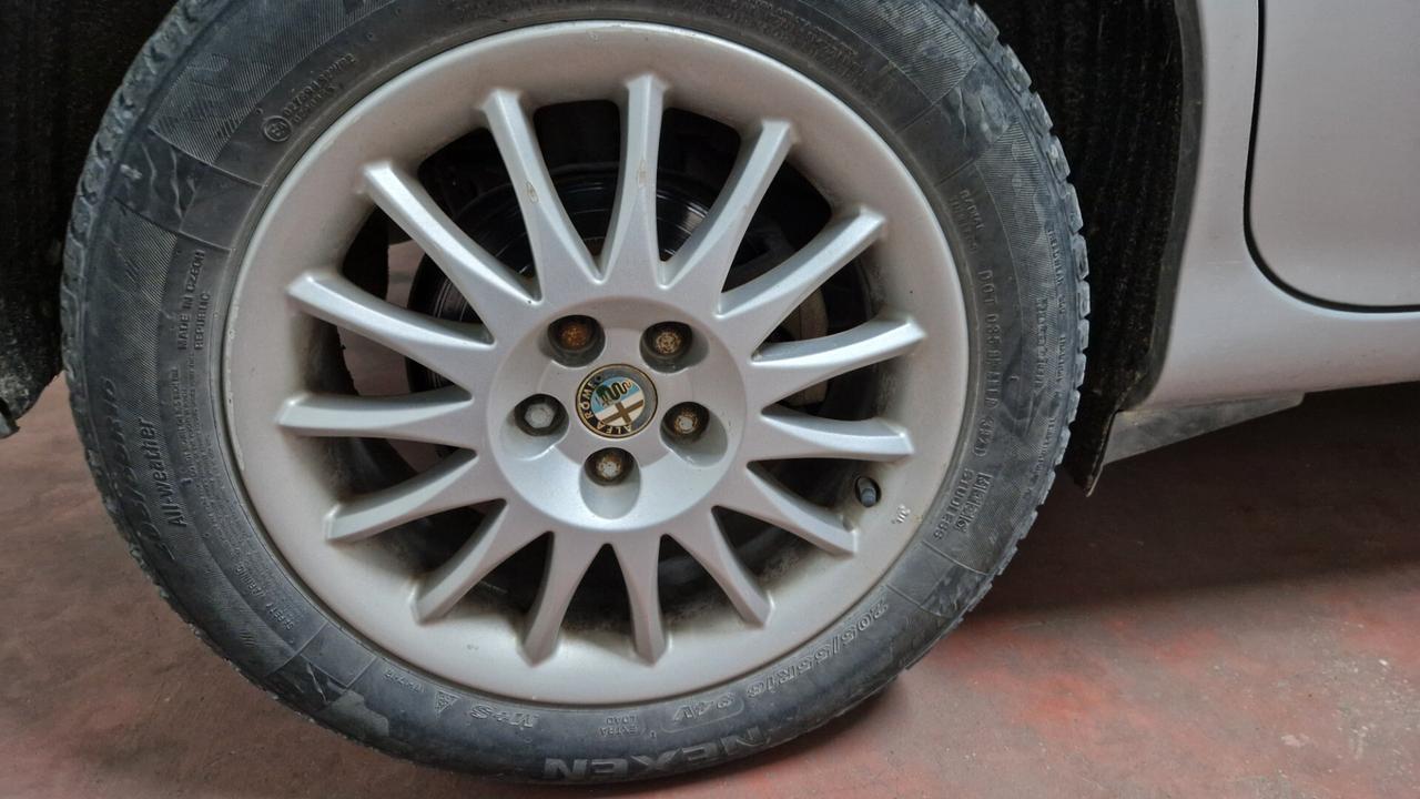 Alfa Romeo 147 1.9 JTD (115 CV). Progression
