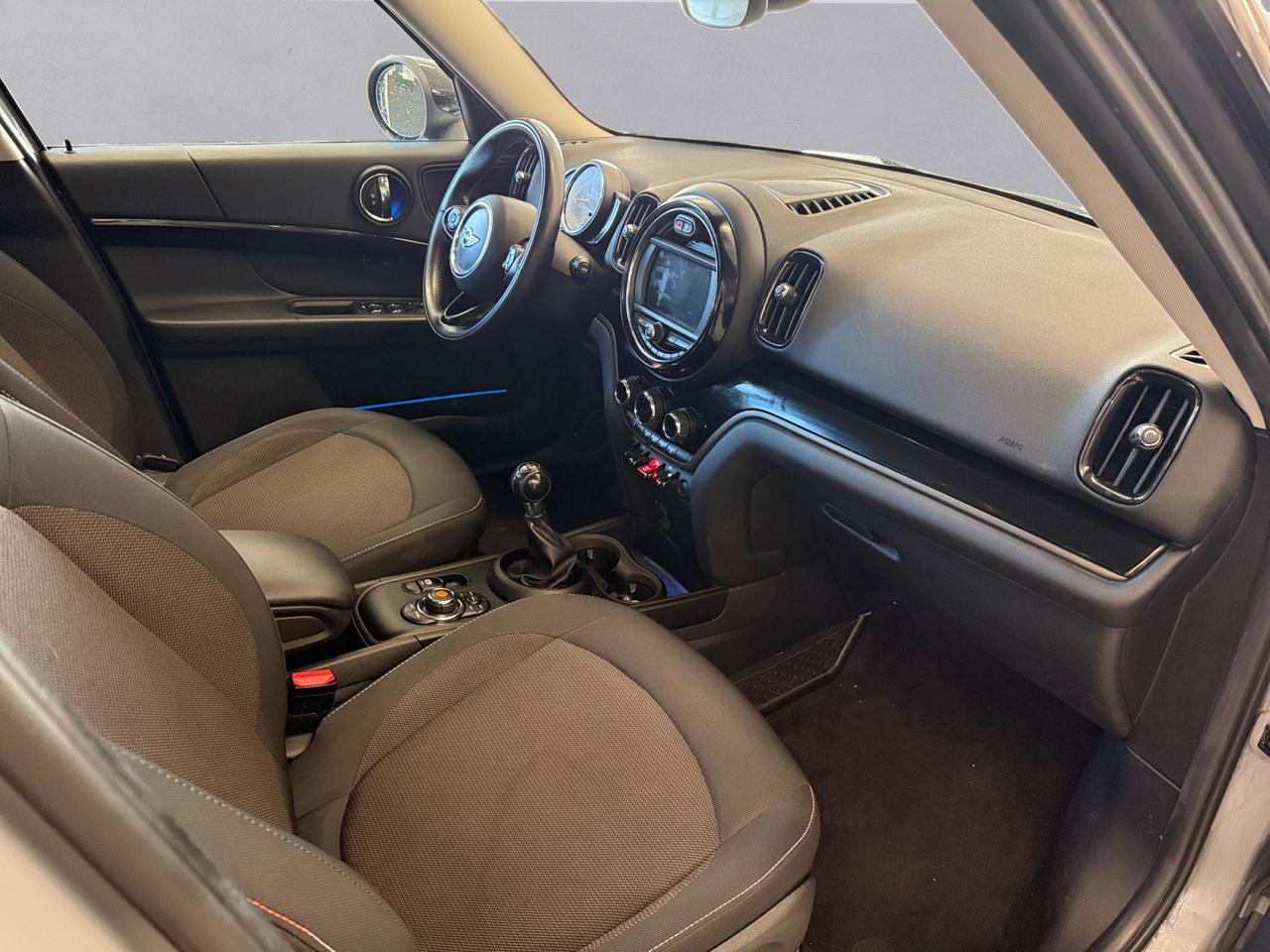 MINI Mini Countryman F60 2017 - Mini Countryman 2.0 Cooper D