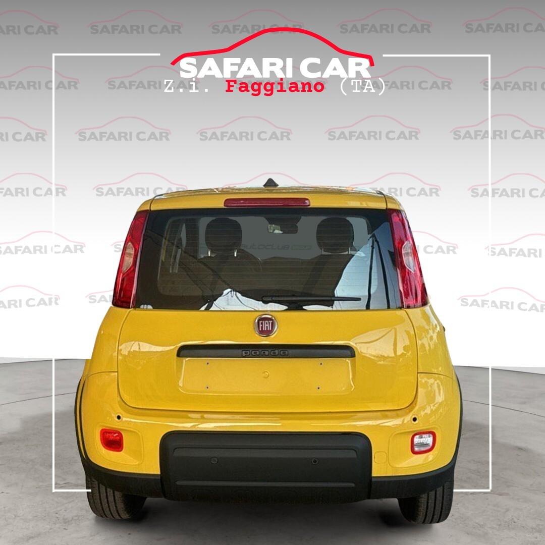 Fiat Panda Pandina 1.0 Hybrid