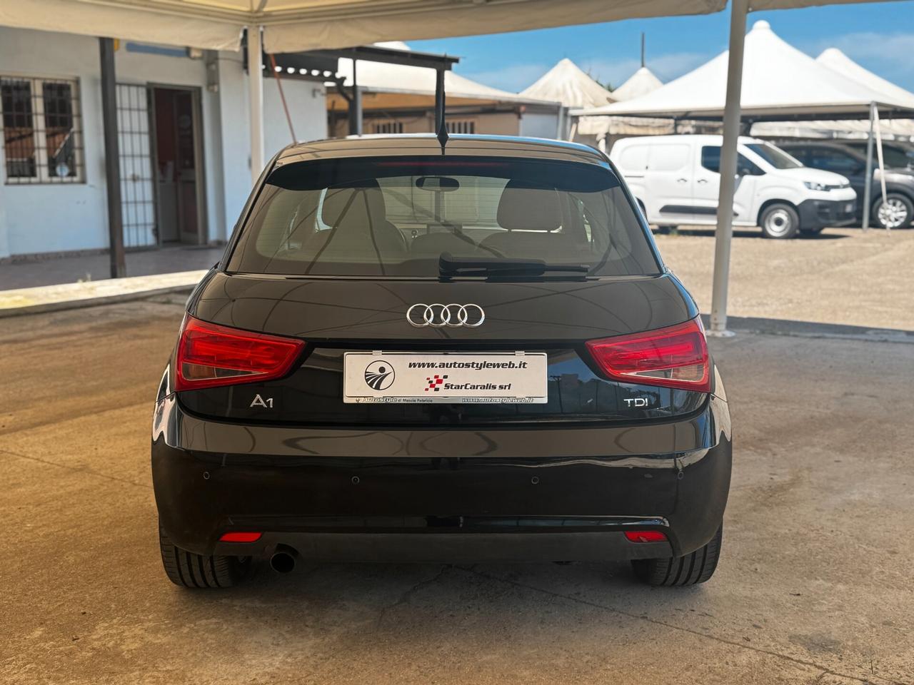 Audi A1 1.6 TDI Attraction 90 cv - 2012