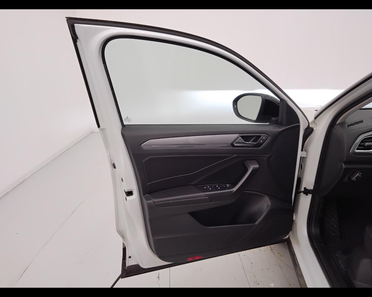 VOLKSWAGEN T-Roc 2022 - T-Roc 1.5 tsi Style dsg