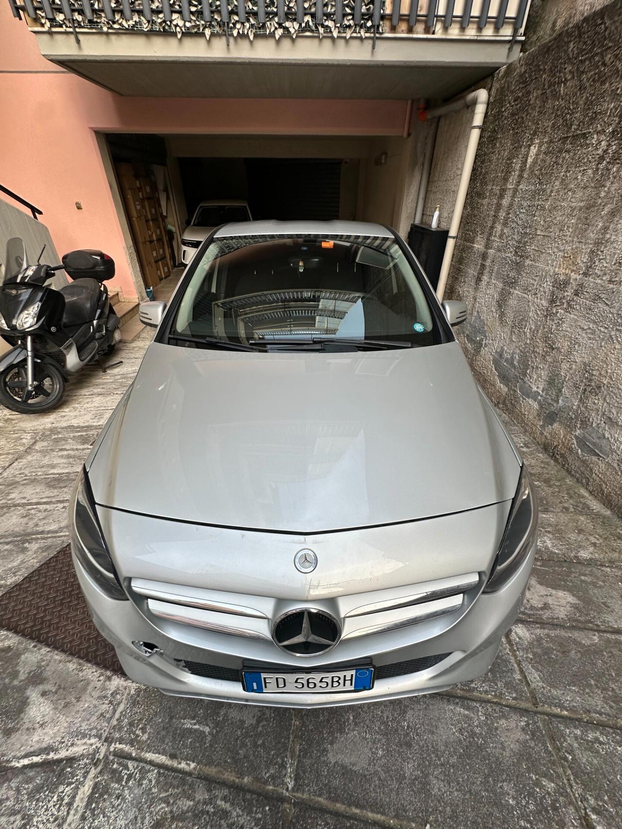 Mercedes-benz B 180 d Business