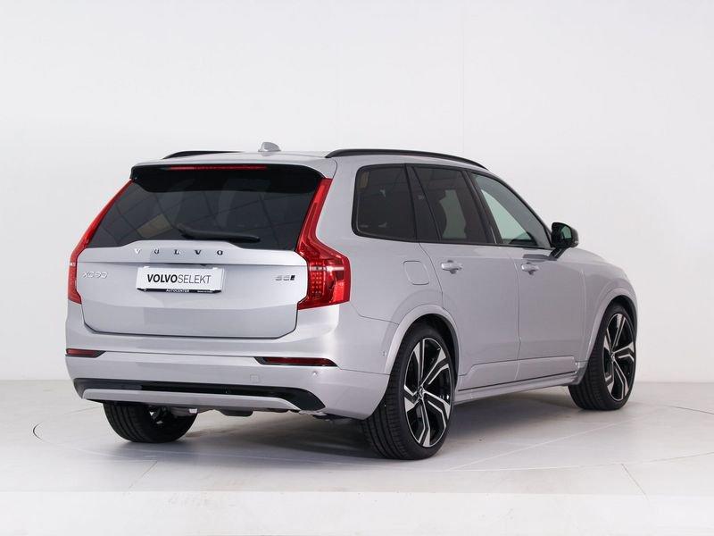 Volvo XC90 B5 (d) AWD automatico 7 posti Ultimate Dark