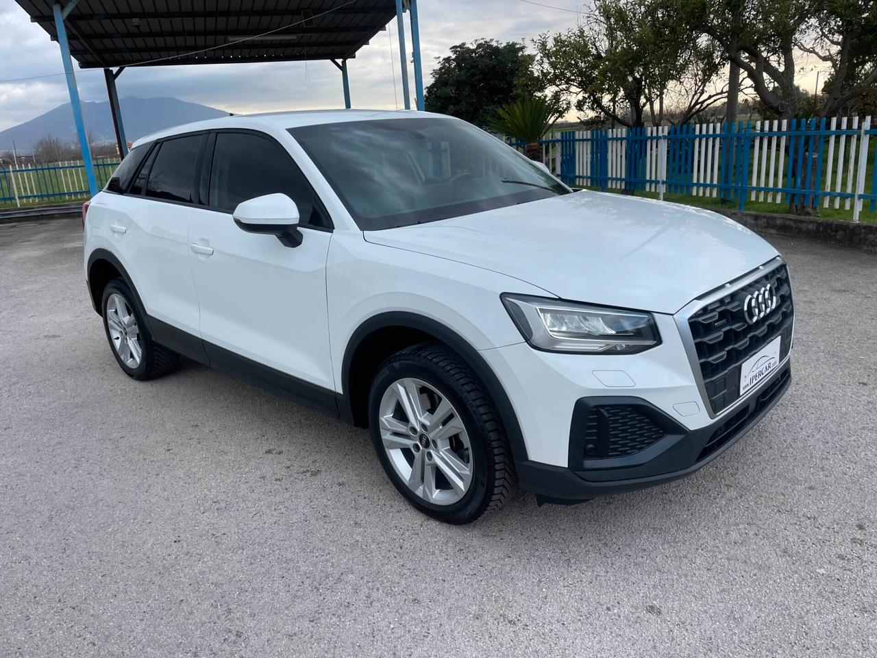 Audi Q2 35 TDI quattro S tronic Business