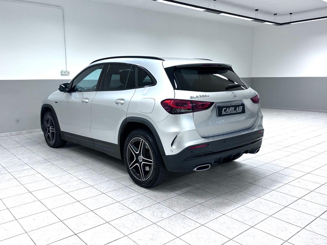 Mercedes-benz GLA 250 e EQ-Power Automatic Premium