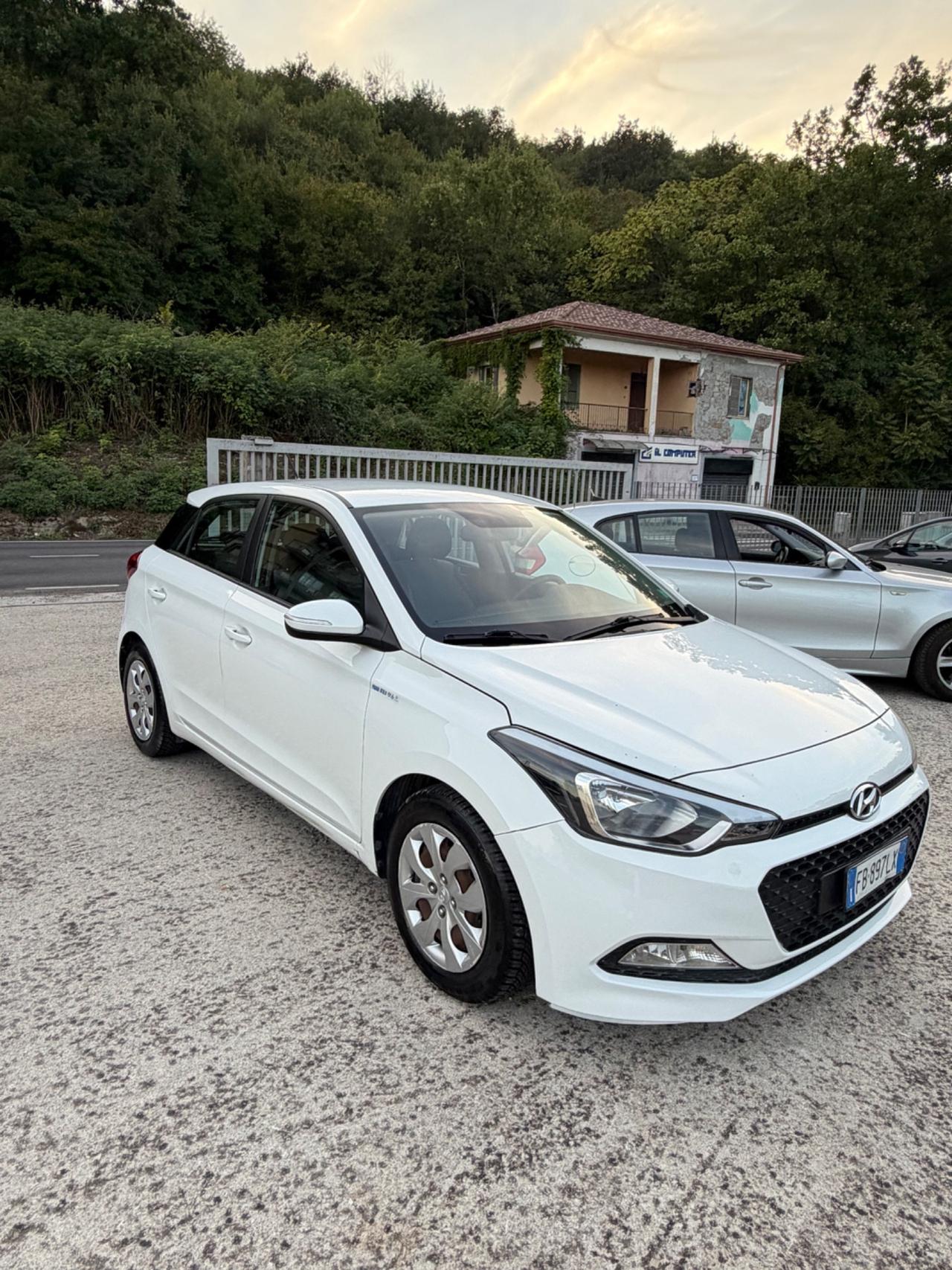 Hyundai i20 1.2 84 CV 5 porte Econext Comfort