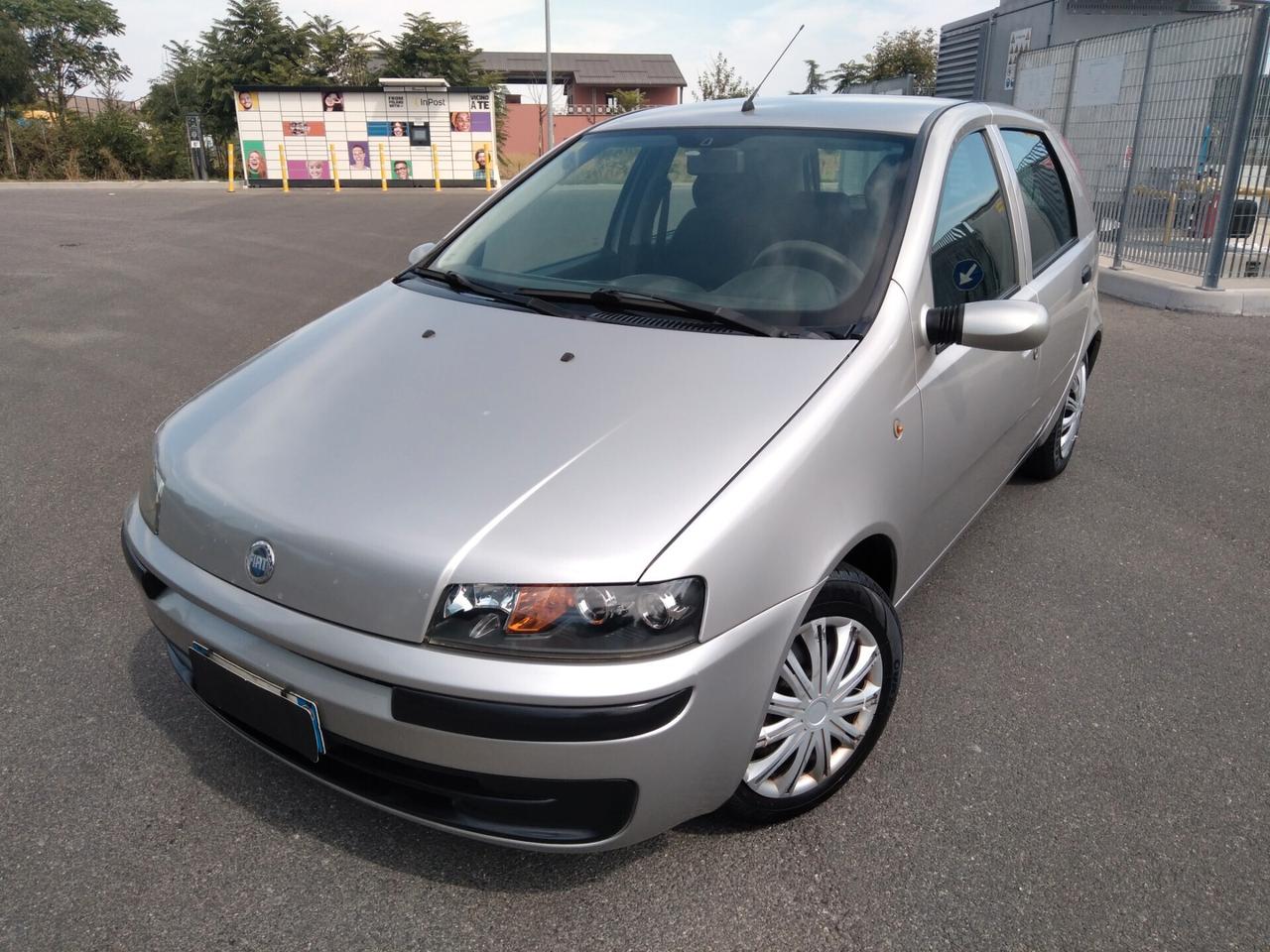 Fiat Punto 1.2i 16V cat 5 porte HLX x neopatentati