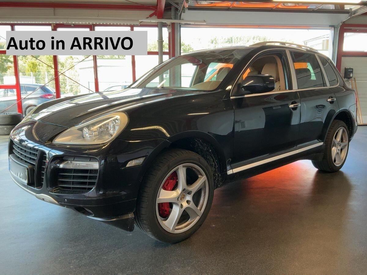 Porsche Cayenne 4.8 Turbo