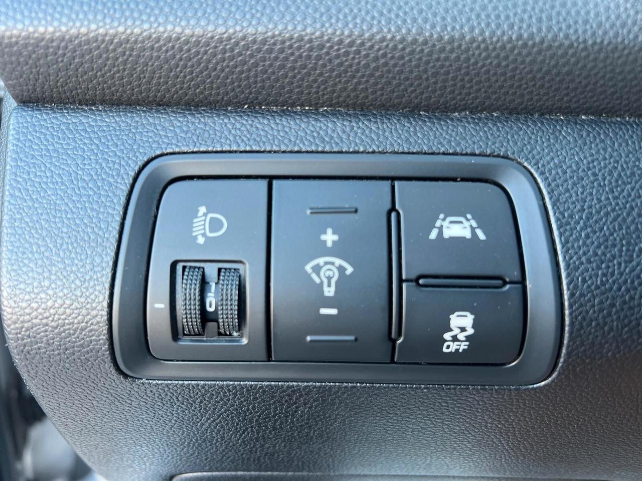 Hyundai i20 1.1 DIESEL 5 PORTE TETTO APRIBILE