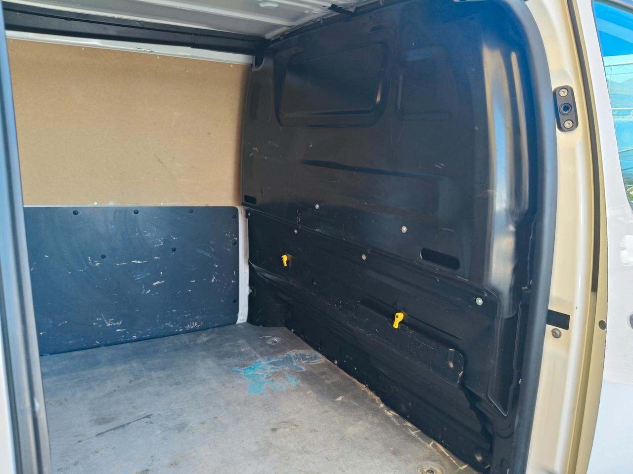 Citroen Jumpy 2.0 BlueHDi 120 S&S PL-TN Furgone M Club