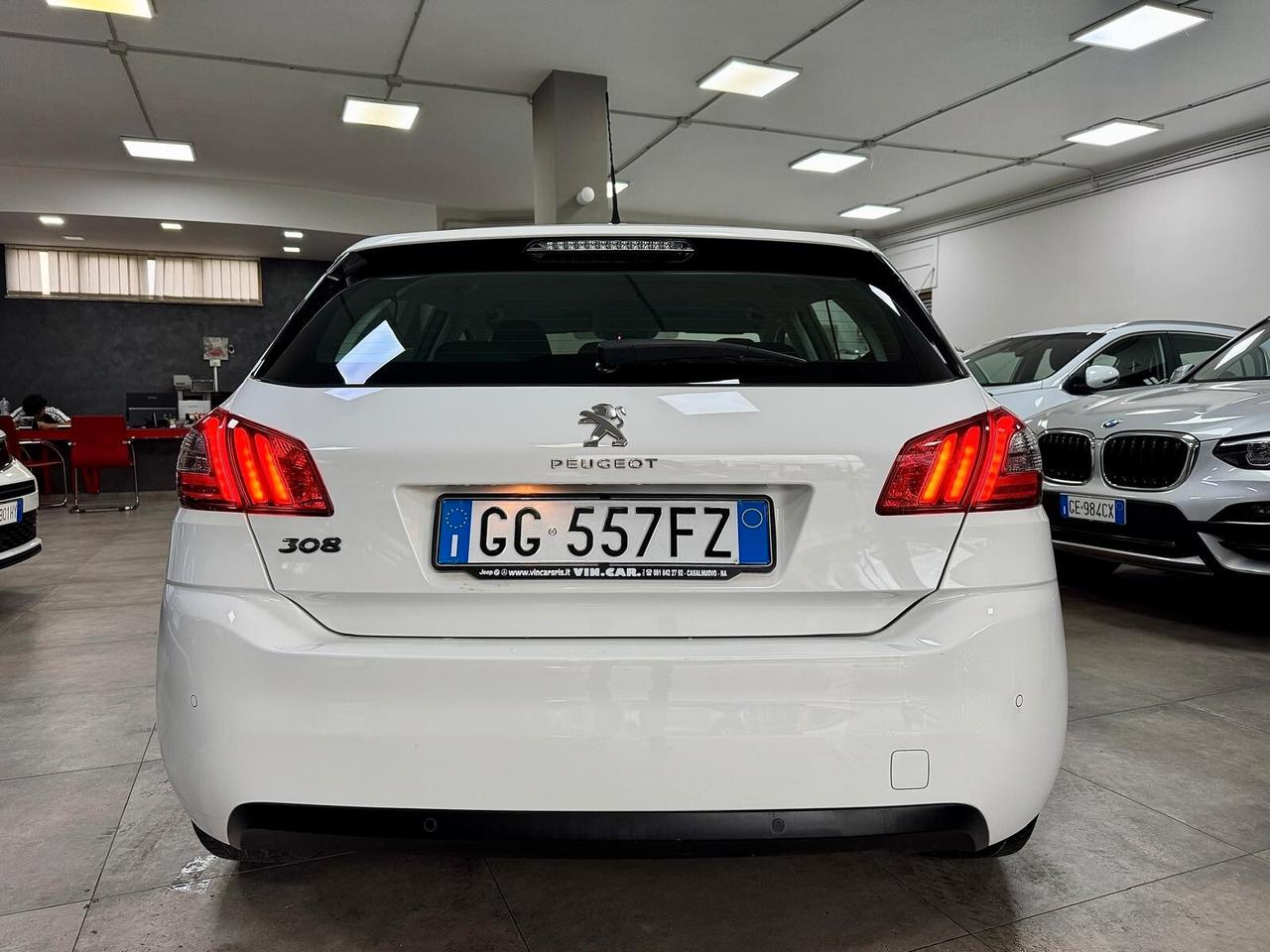 Peugeot 308 1.5 BlueHDi 130cv EAT8 Business 2021