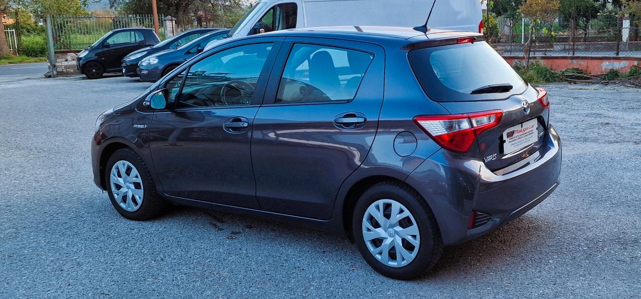 Toyota Yaris 1.5 Hybrid 5 porte Business
