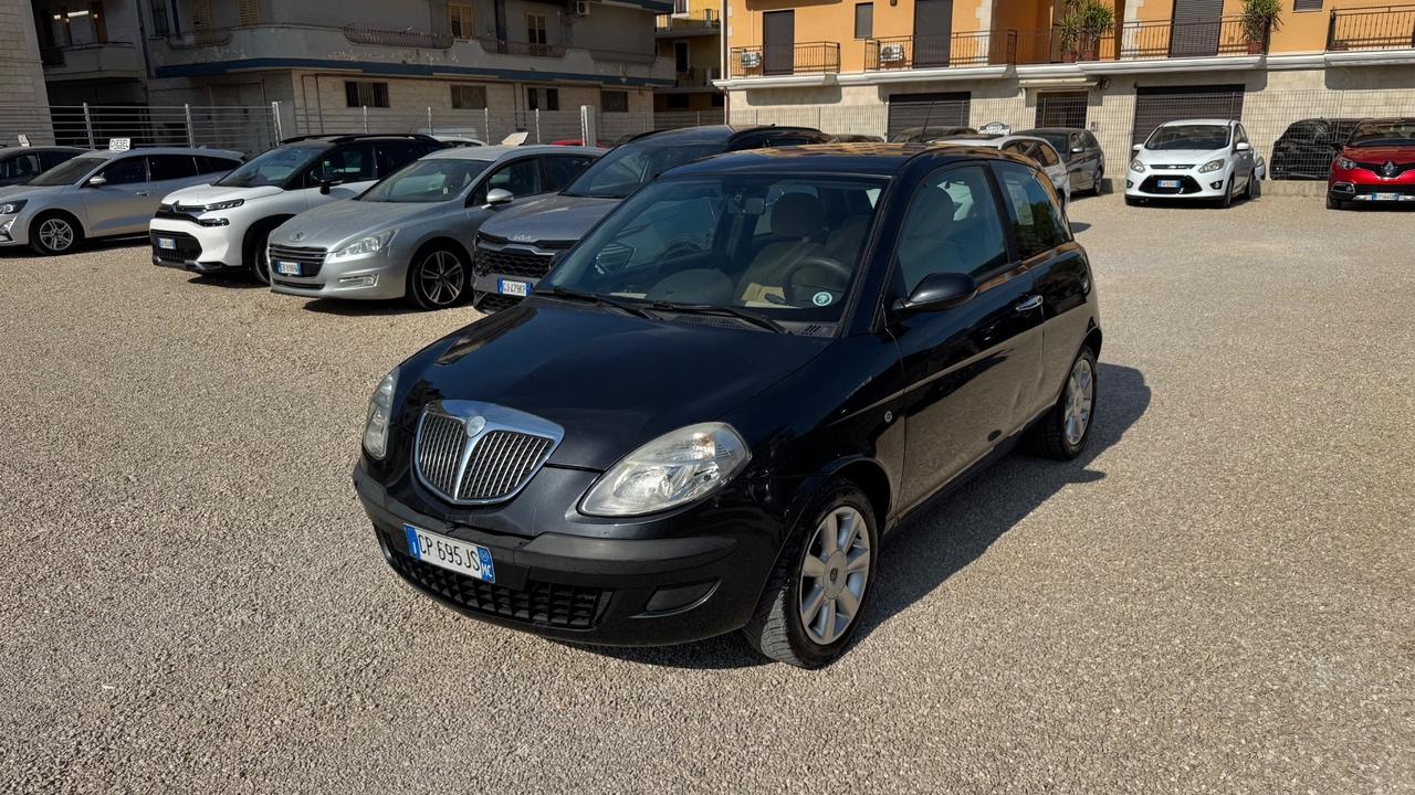 Lancia Ypsilon 1.3 Multijet 16V