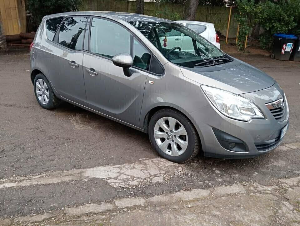 Opel Meriva 1.3 CDTI 95CV ecoFLEX Cosmo