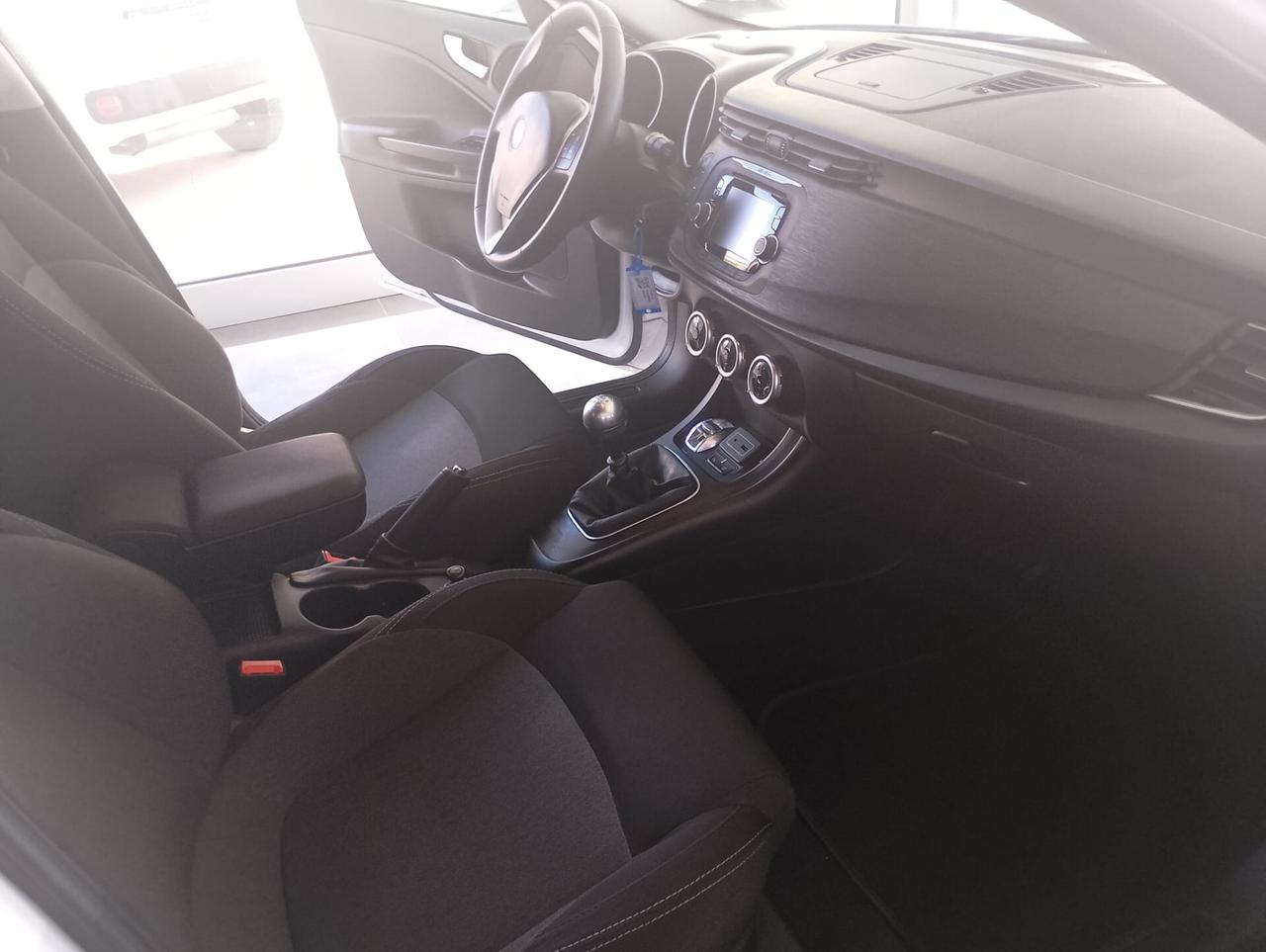 Alfa Romeo Giulietta 1.6 JTDm 120 CV
