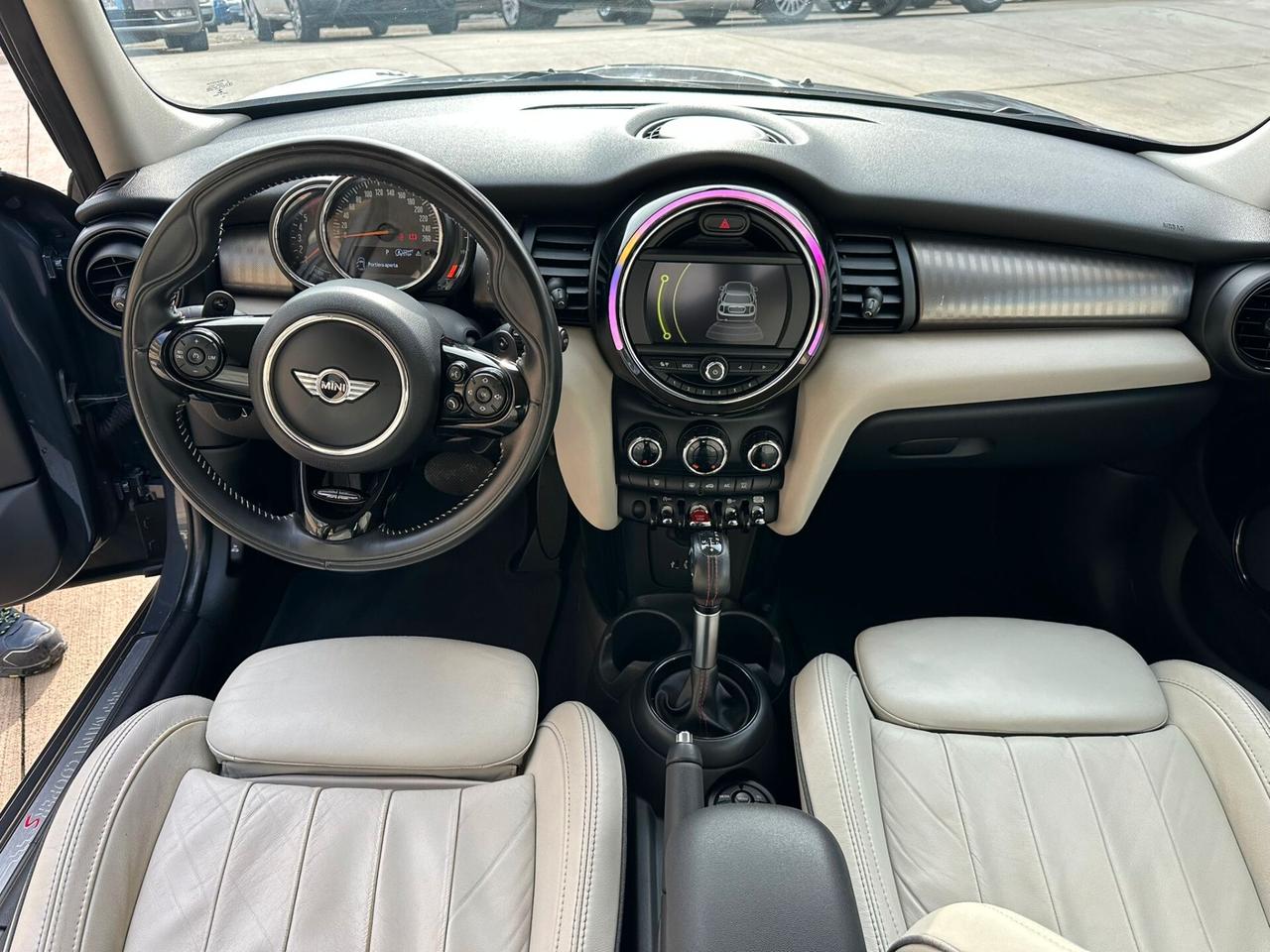 Mini 2.0 Cooper SD aut. Hype 5 porte