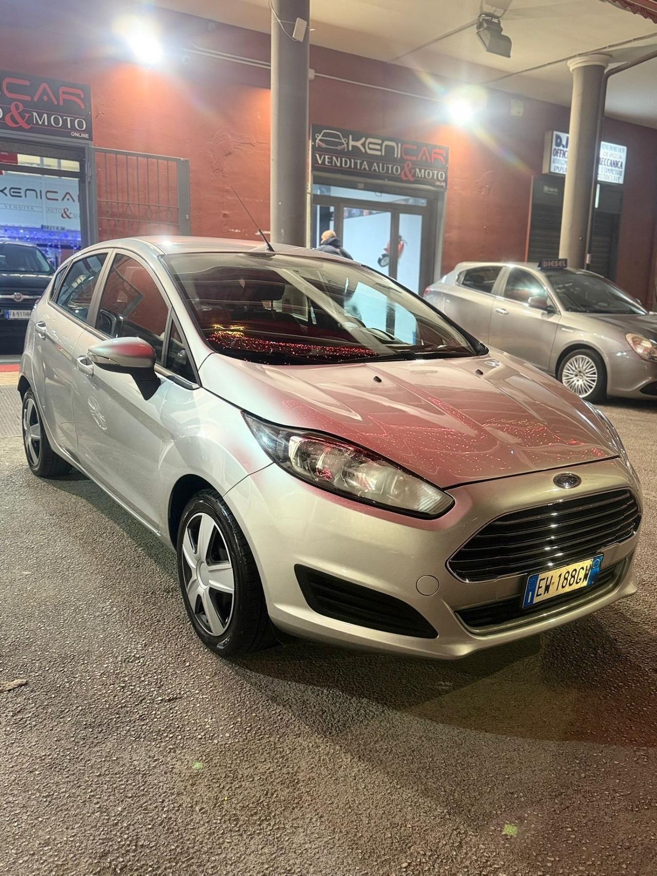 Ford Fiesta 1.5 TDCi 75CV 5 porte Business