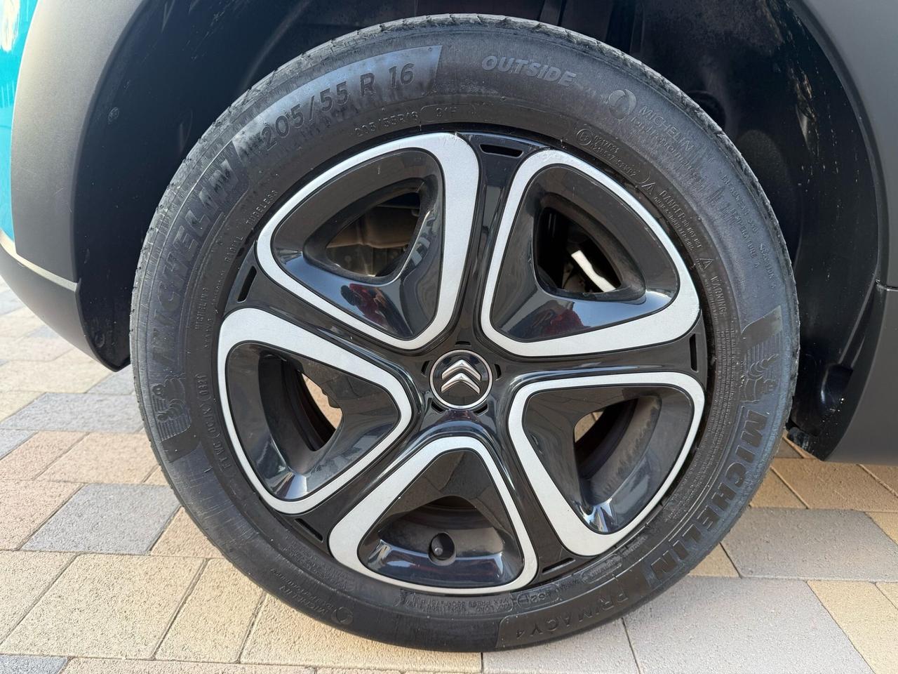 Citroen C3 BlueHDi 100 S&S Shine Pack