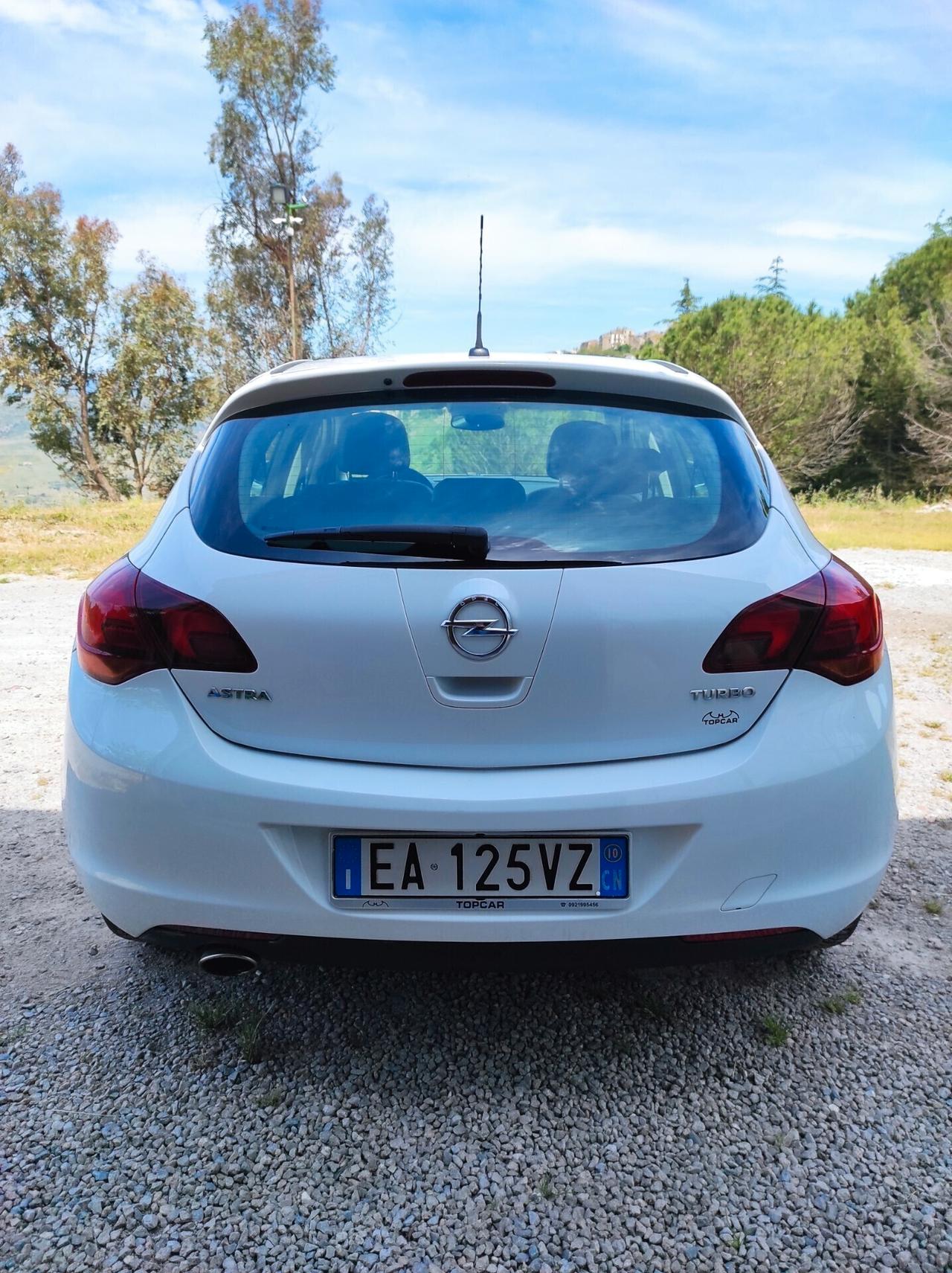 Opel Astra 1.4 Turbo 140CV 5 porte Cosmo