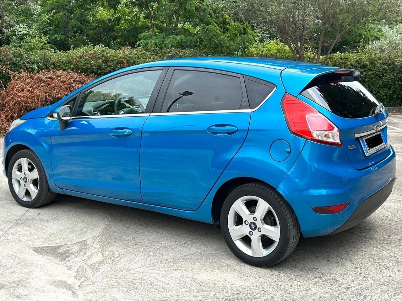 Ford Fiesta 1.5 TDCi 75CV 5 porte Titanium