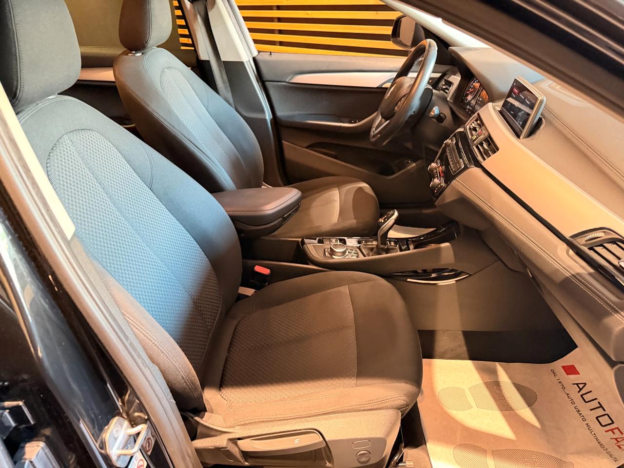 Bmw X2 sDrive18d Business-X